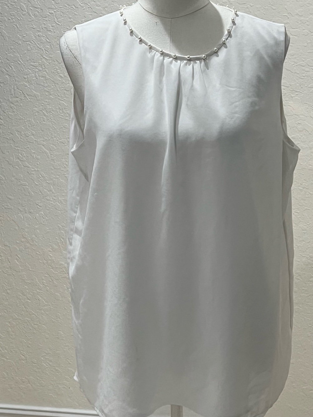 Classic Pearl-Trim Sleeveless Top - White
